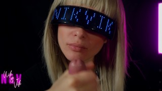 Сyberpunka trzepie penisa