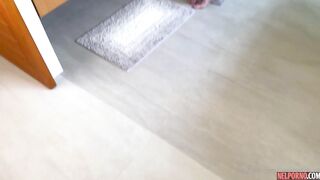 Svi Fox i Dianochka Ryder Rozgrzewają Tyłki