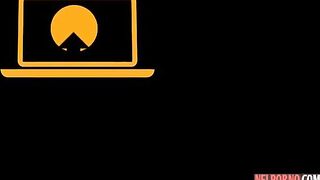 Namiętna Rosyjska Dziwka Skacze na Grubym Kutasie i Wyje z Orgazmu w Erotyce